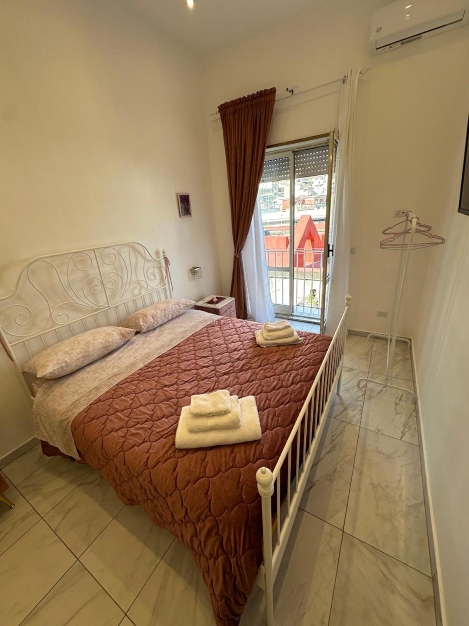 דירות נאפולי Residenza Marvin De Curtis מראה חיצוני תמונה